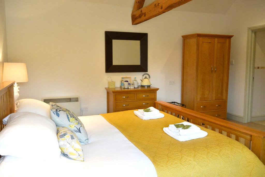 Coach & Horses Otel Bourton-on-the-Water Oda fotoğraf