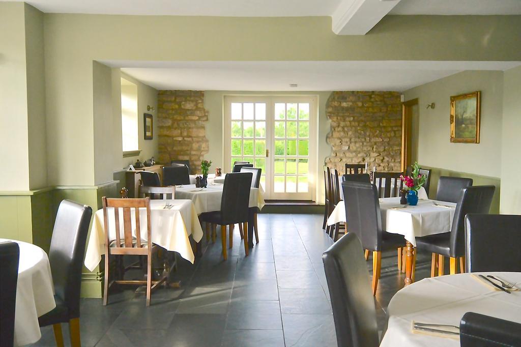 Coach & Horses Otel Bourton-on-the-Water Oda fotoğraf